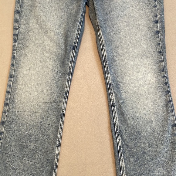 Silver Jeans Womens 31 Avery Slim Boot Light Wash Stretch Denim Soft - Picture 4 of 16